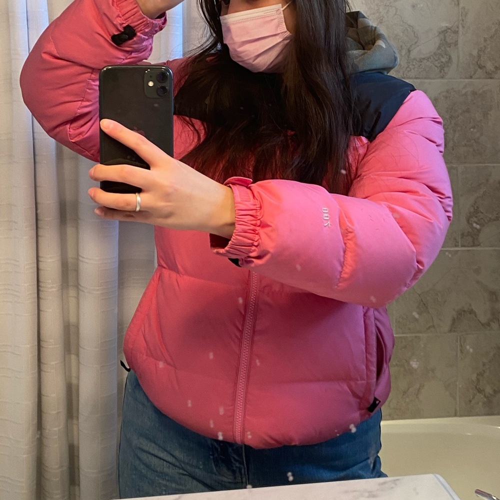 The North Face Womens Nuptse Pink and Black 700 Puffer - Picture 16 of 16
